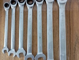 Набор ключей рожково-накидных(трещётки) (d 8-19мм)