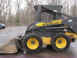 Мини-погрузчик NewHolland LS160